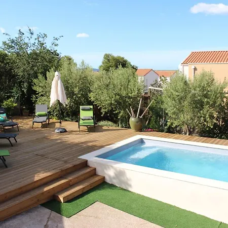 Apartmán Le Terracotta , 2chambres, Terrasse, Piscine, Parking Gratuit, Wifi, Climatisation