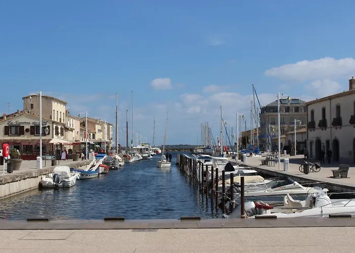 Le Terracotta , 2chambres, Terrasse, Piscine, Parking Gratuit, Wifi, Climatisation * Marseillan (Herault)