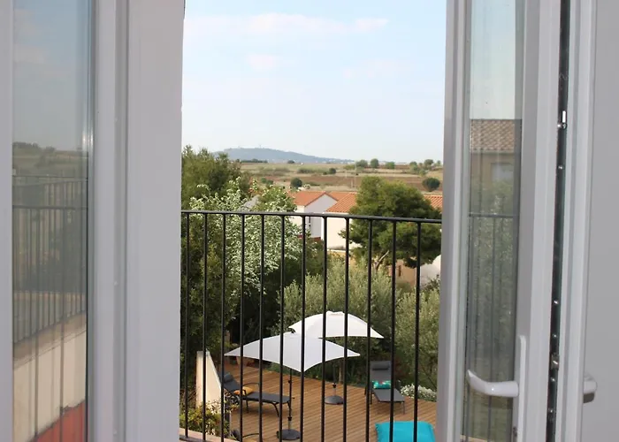 Le Terracotta , 2chambres, Terrasse, Piscine, Parking Gratuit, Wifi, Climatisation Апартаменты *