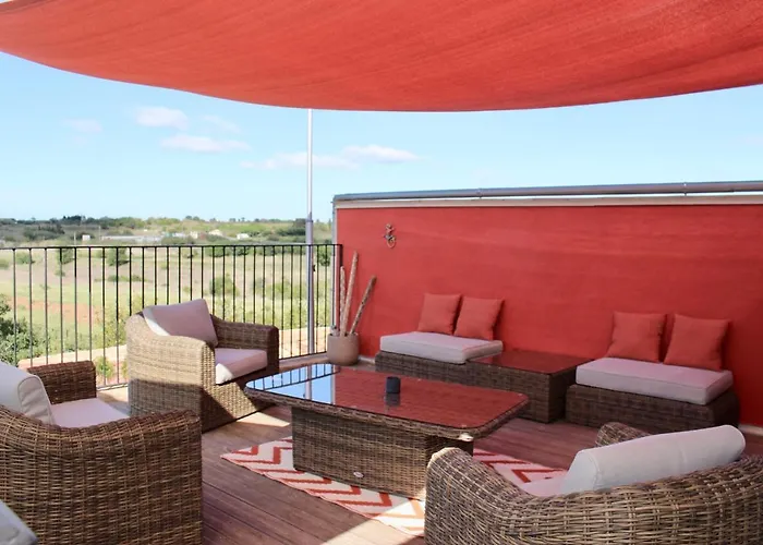 Le Terracotta , 2chambres, Terrasse, Piscine, Parking Gratuit, Wifi, Climatisation Марсейан